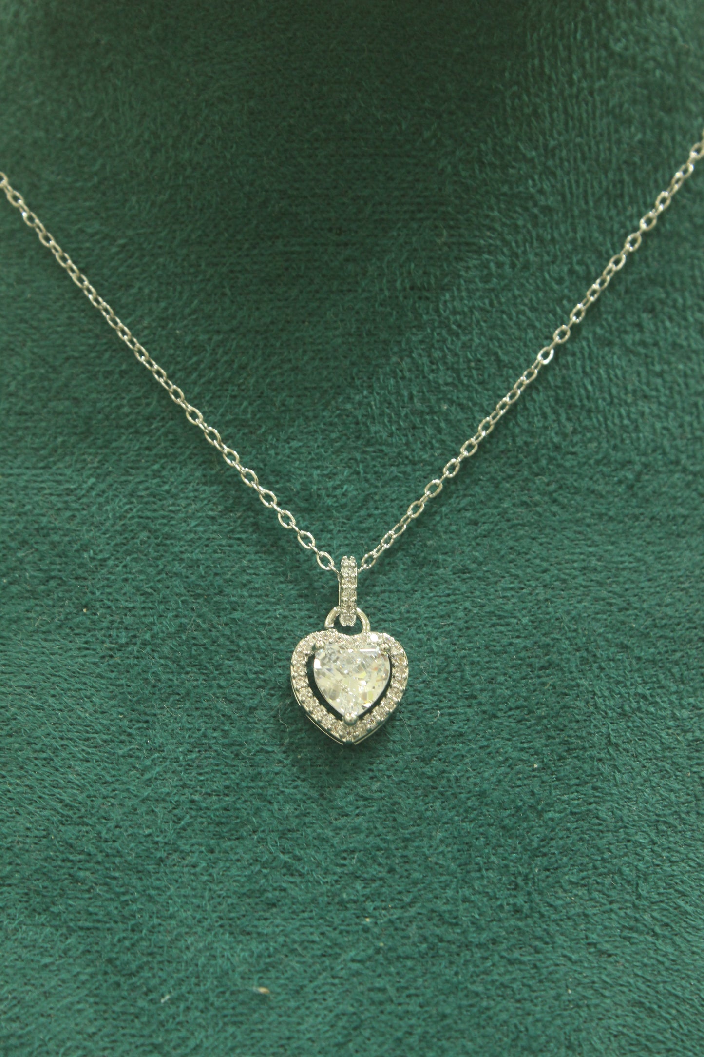 Betty Heart Solitaire Chain Pendant
