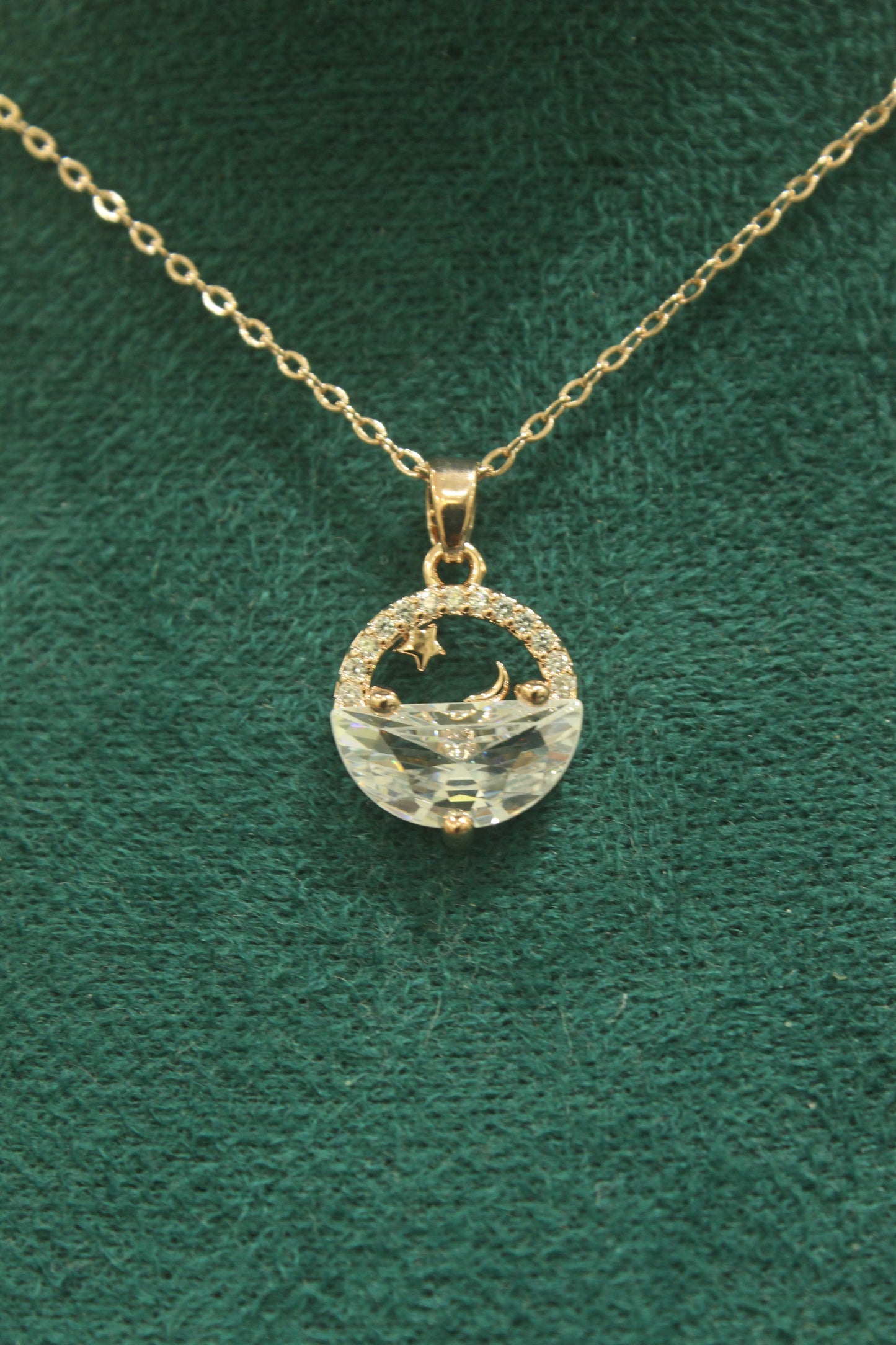 Sonia Sparkly Chain Pendant