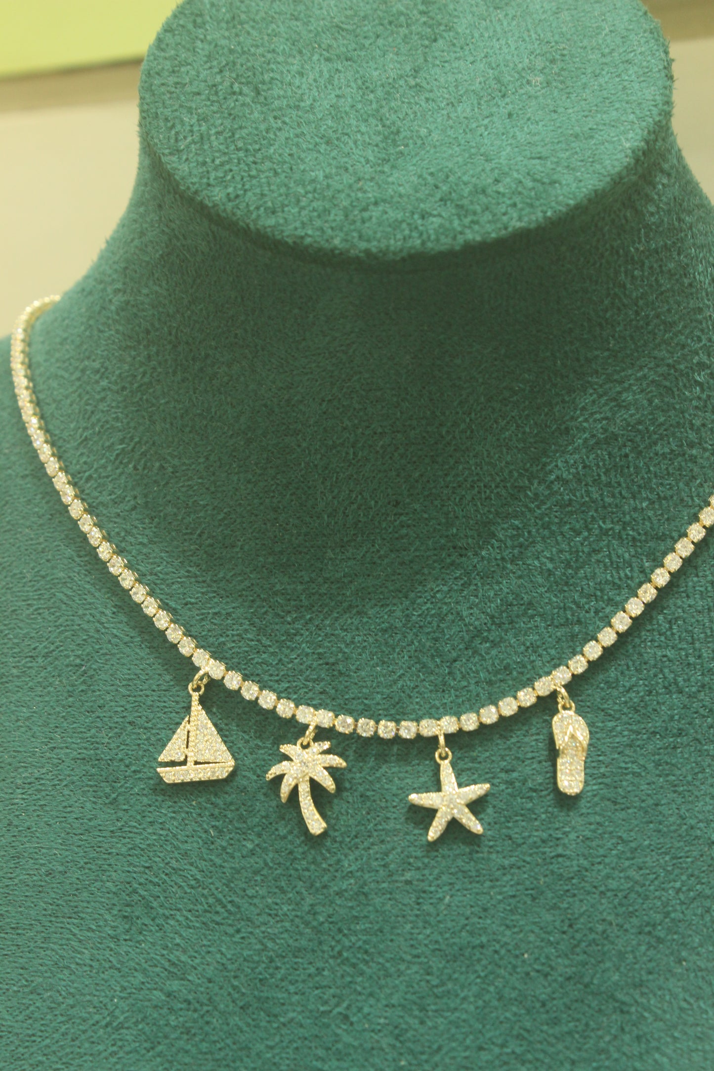 Brenda Beach Diamond Chain